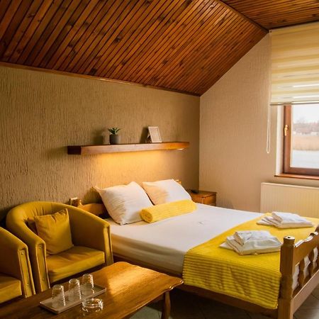 Guest House Vila Alexandar Palić Exteriér fotografie