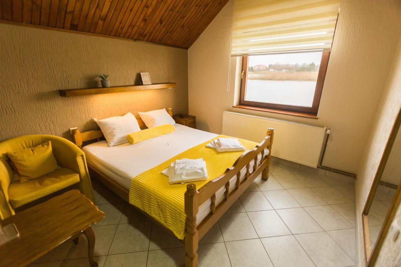 Guest House Vila Alexandar Palić Exteriér fotografie
