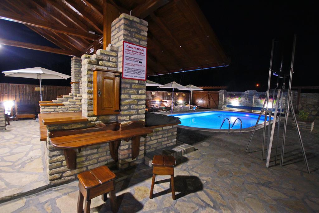 Guest House Vila Alexandar Palić Exteriér fotografie